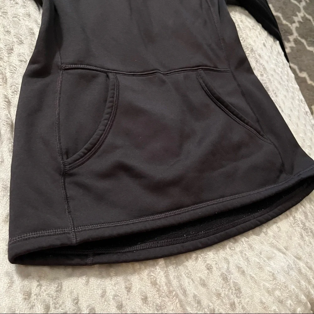 EUC Old Navy athleasure sweatshirt - Picture 8 of 16